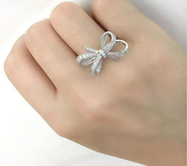 UNI-11910 - Flash Bow Diamond - Ring