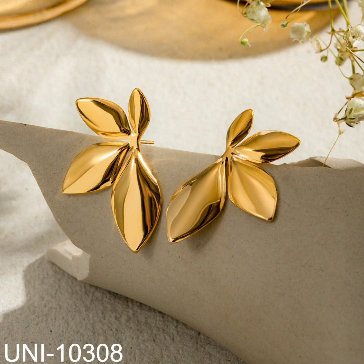Gold Leaf Earring