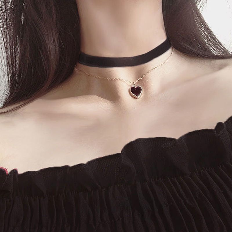 UNI-10984 - Velvet Neck Black Heart - Necklace