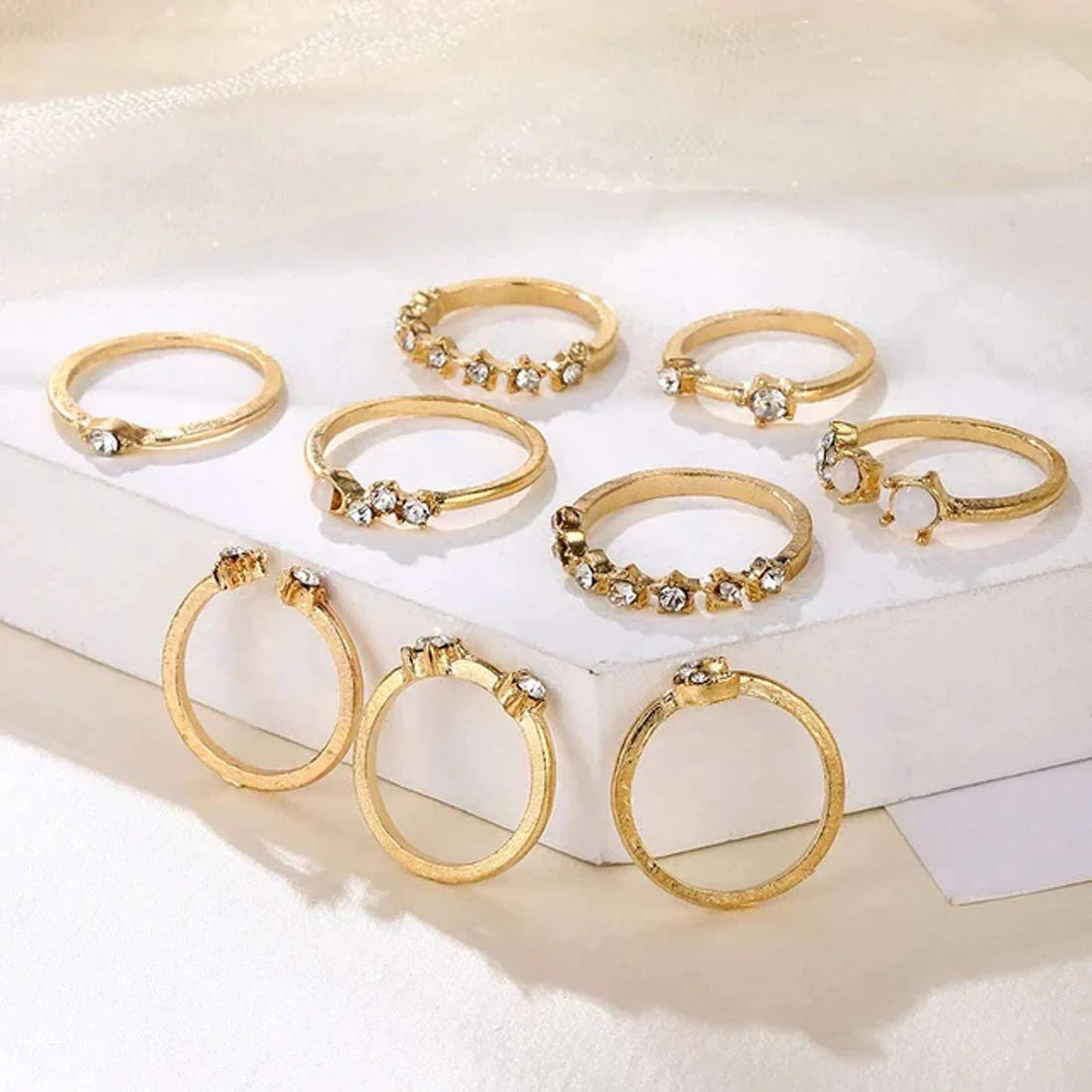 UNI-10168-33 - Moon & Star Sparkle Gold - Ring Set Of 9