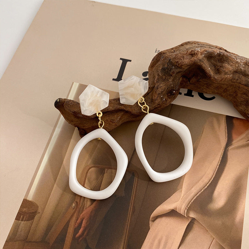 UNI-10027 - Acrylic White Stone - Earring