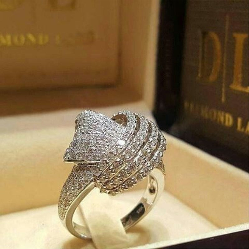 UNI-11918 - Luxury Diamonds - Ring Style 6