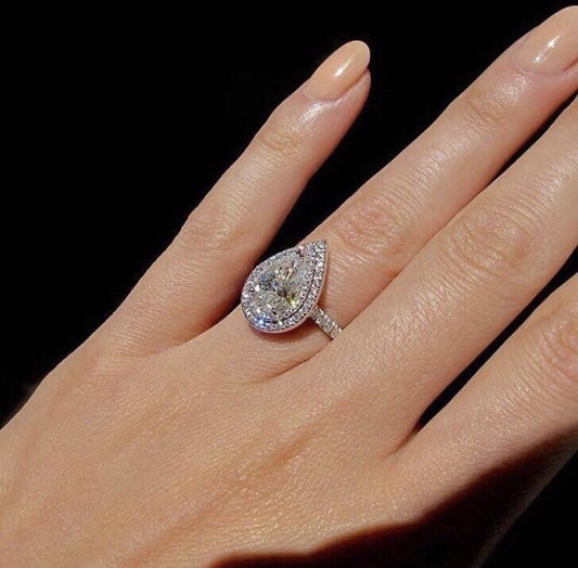 UNI-11909 - Drop Diamond - Ring