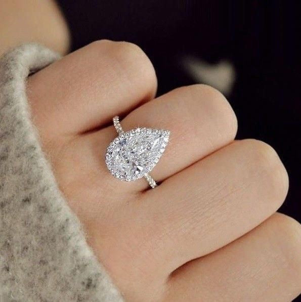 UNI-11909 - Drop Diamond - Ring
