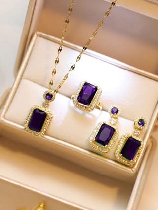 UNI-11017 - Purple Gem Gold - Jewelry Set