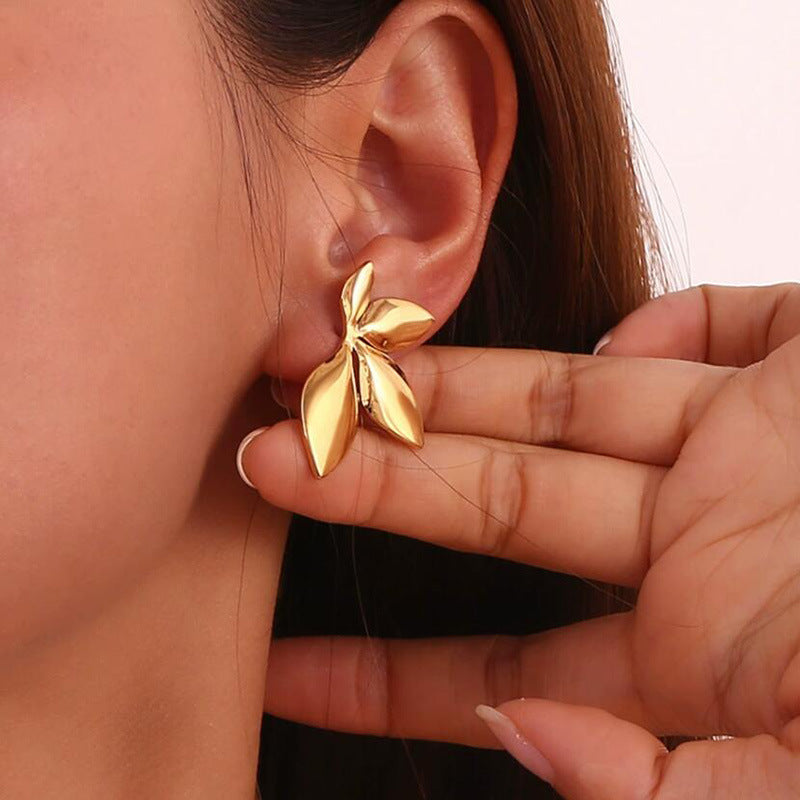 UNI-10308 - Gold Leaf - Earring