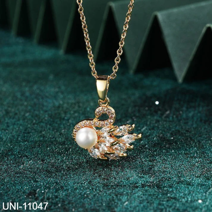 UNI-11047 - Pearly Swan Gold - Necklace