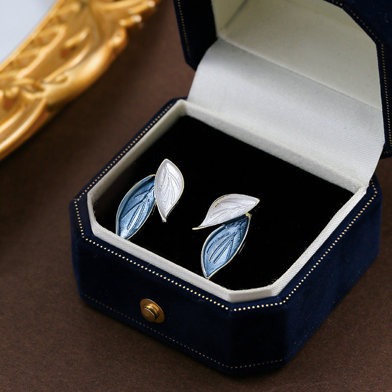 UNI-10311 - Black Leaves Gold - Earring