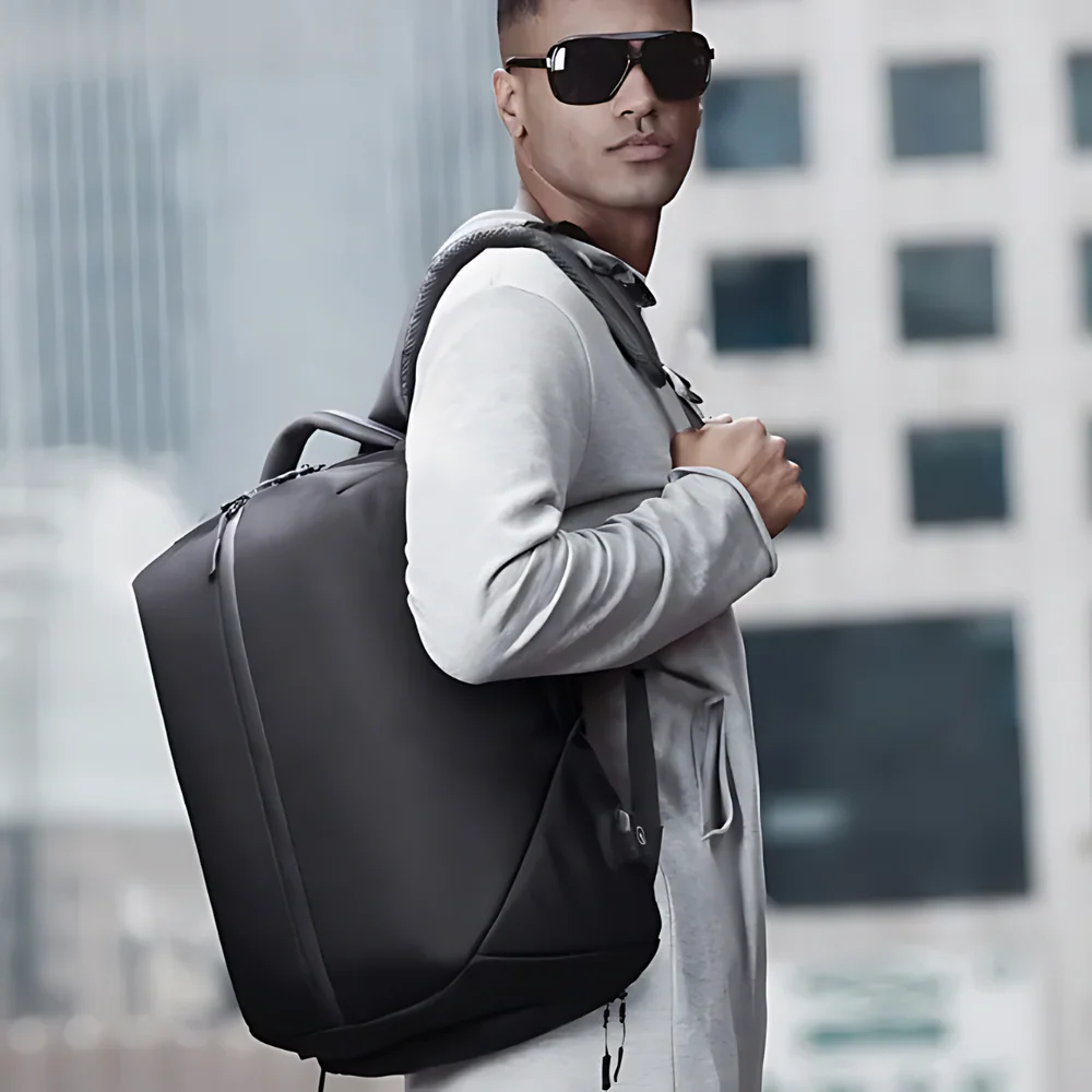 Alpine Ozuko 9080 Anti-Theft Laptop Backpack - image 4