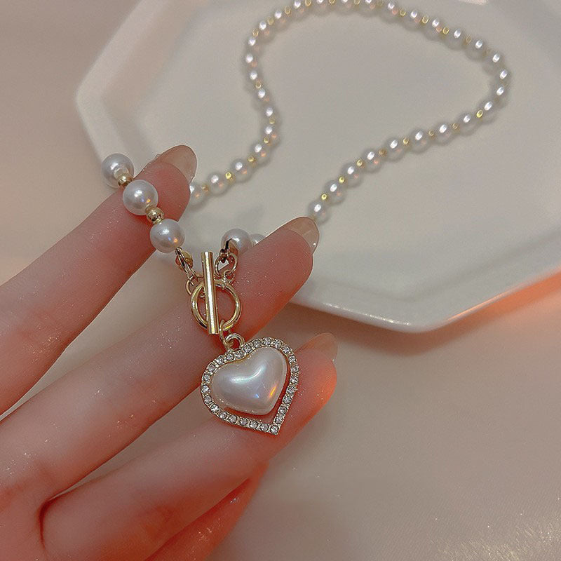 UNI-11048 - Pearl Beads & Heart Gold - Necklace
