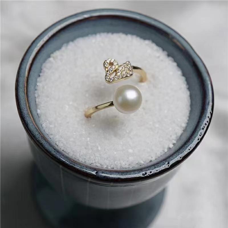 UNI-11018-3 -   Pearly Swan Gold- Ring