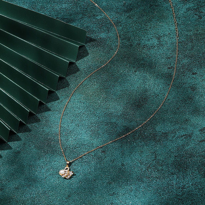 UNI-11047 - Pearly Swan Gold - Necklace
