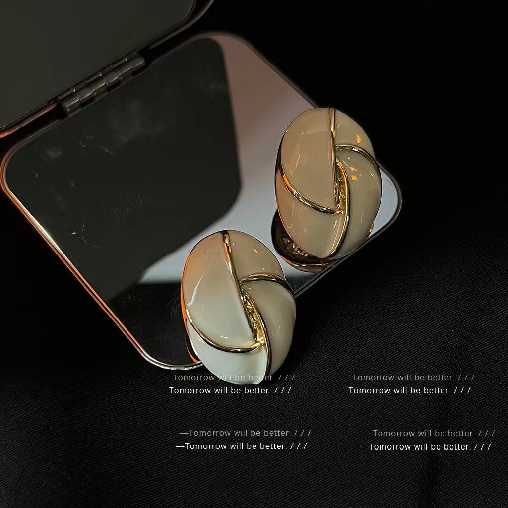 UNI-12142-  Classy White Oval Gold Foil - Earring