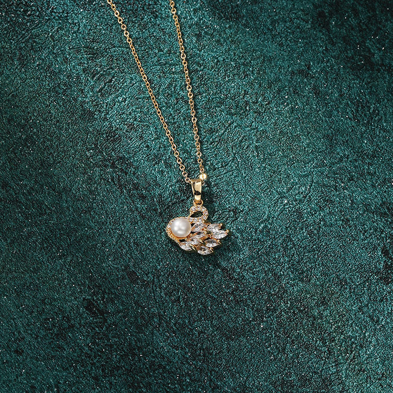 UNI-11047 - Pearly Swan Gold - Necklace