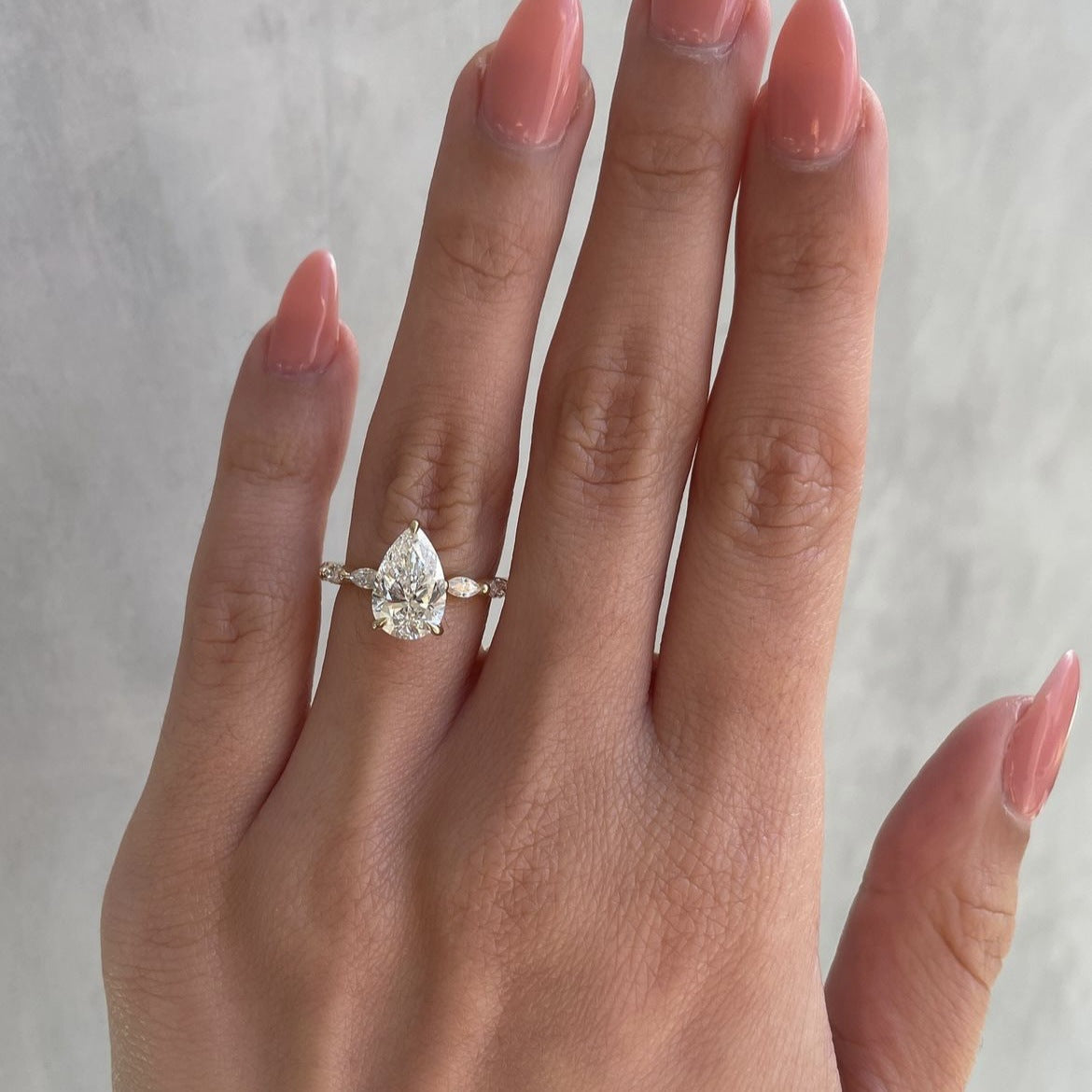 UNI-11912 - Luxury Diamond - Ring