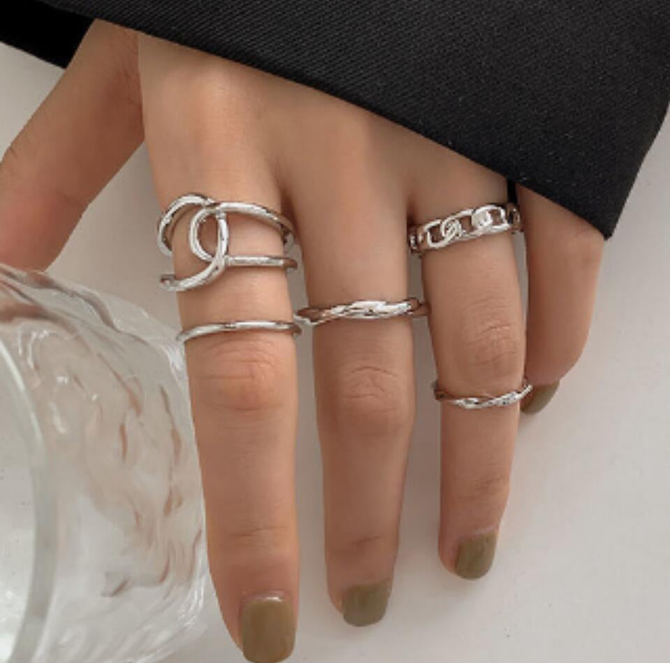 UNI-10165-22 - Classy Silver Foil - Ring Set Of 5