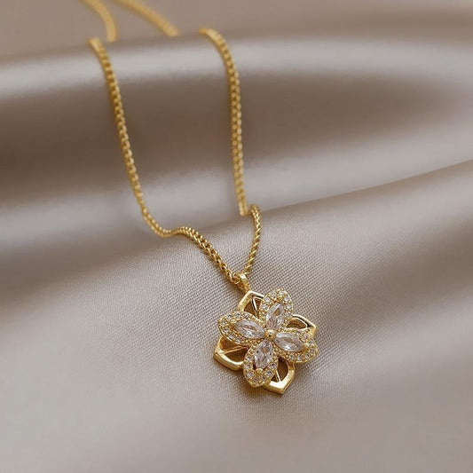 SS-11869 - Four Leaf Flower Diamonds - Necklace
