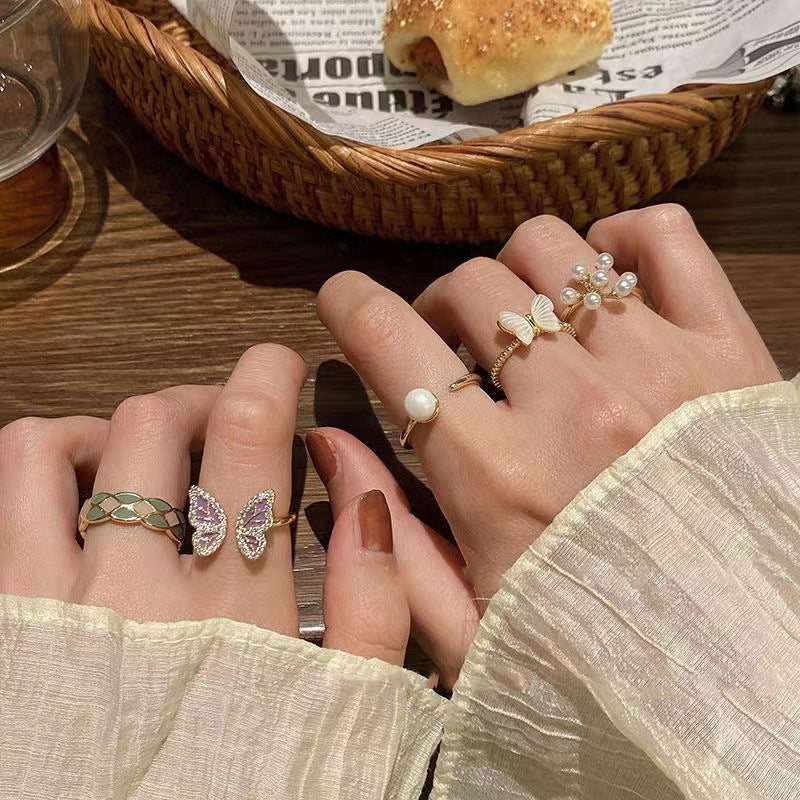 UNI-10961 - Shiny Butterfly Gold - Ring