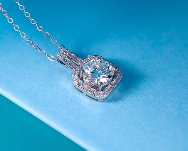 UNI-11019-3 - Diamonds Square Silver- Necklace