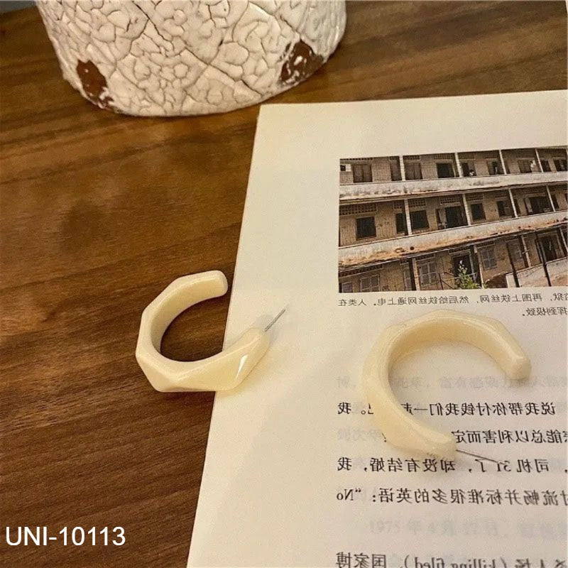 UNI-10113 -  Acrylic Brown & Off White - Earring