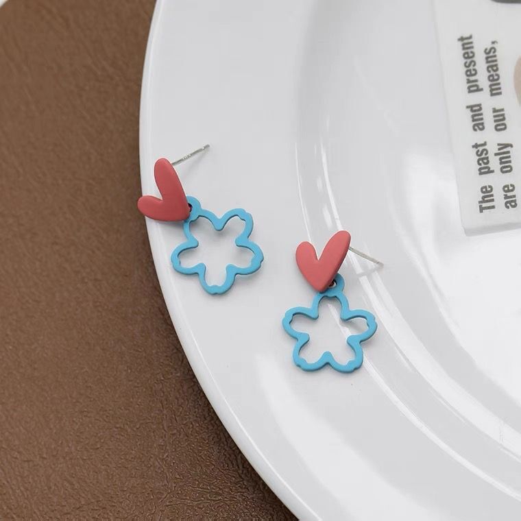 UNI-10122 - Simple Heart & Flower - Earring