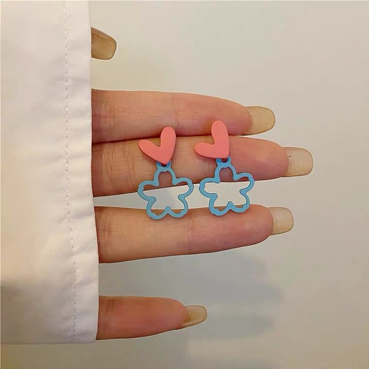 UNI-10122 - Simple Heart & Flower - Earring