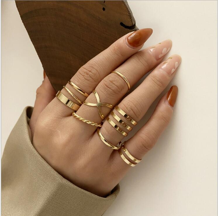 UNI-10142  - Classy Foiled - Ring Set of 7