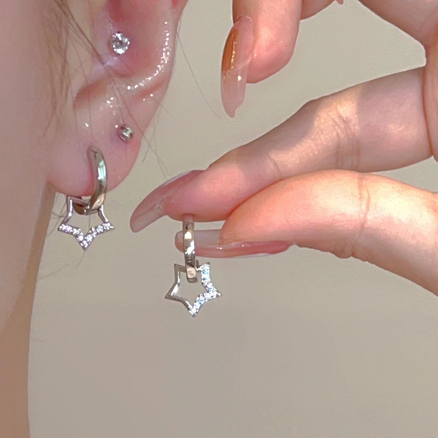 UNI-10022 -Silver Star - Earring