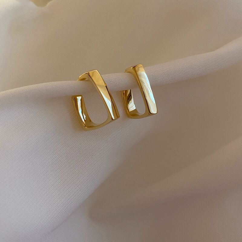 UNI-10216 - Foiled Square Gold - Earring