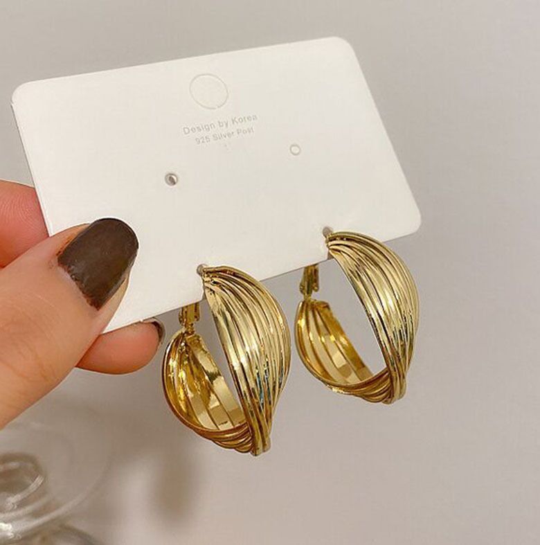UNI-10226 - Fancy Twist Hoop Gold  - Earring