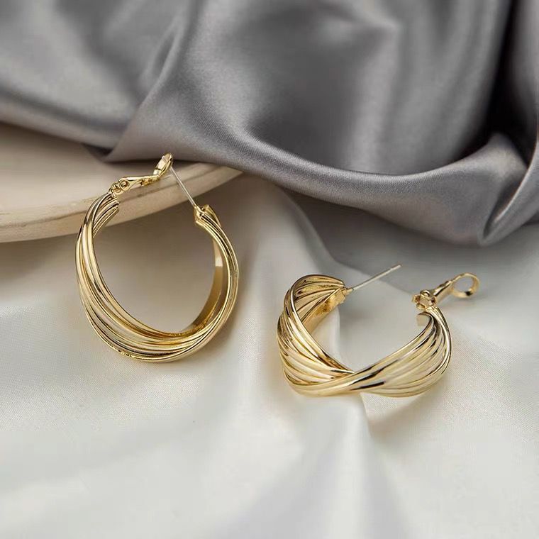 UNI-10226 - Fancy Twist Hoop Gold  - Earring