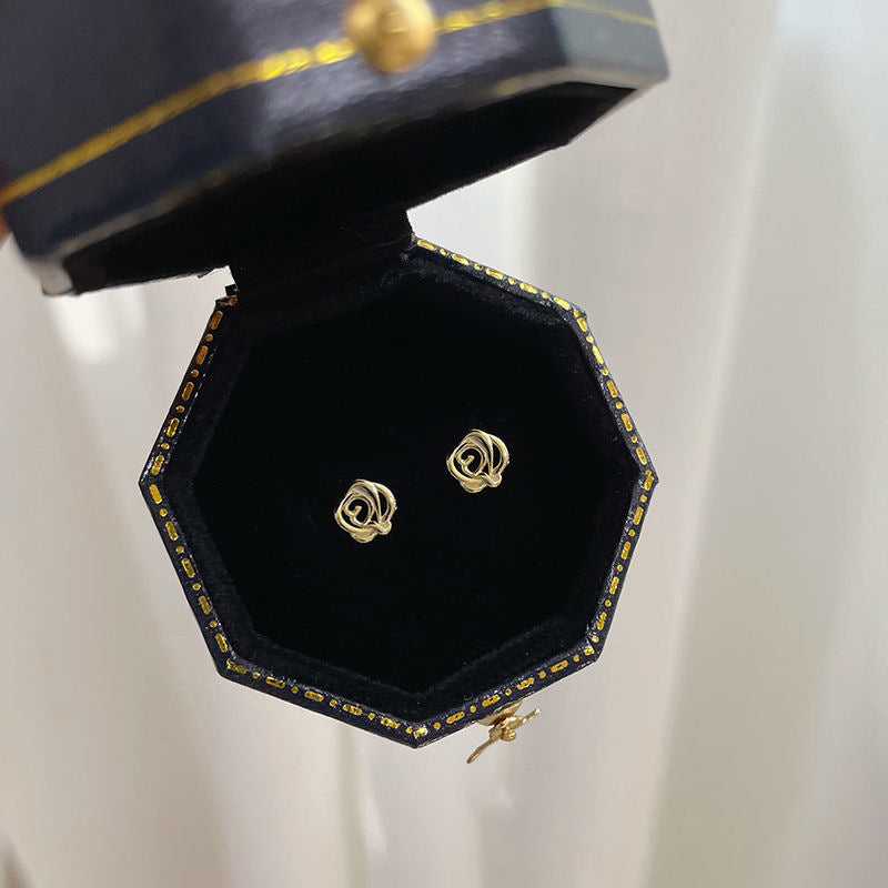 UNI-10234 - Mini Gold Rose   - Earring