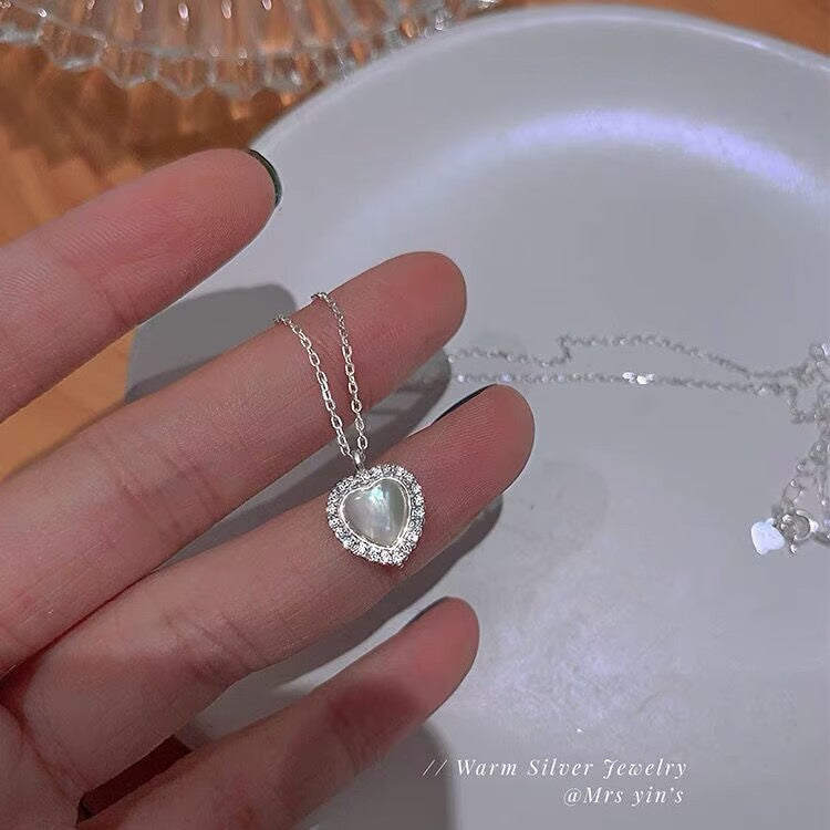 UNI-10244- White Stone Heart Silver - Necklace