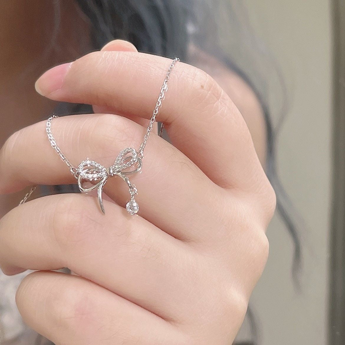 UNI-10246 - Flash Bow Silver - Necklace