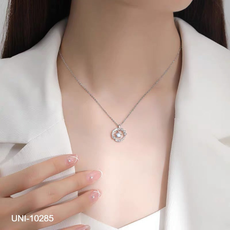 UNI-10285 - Blue Diamond Feather Circle - Necklace