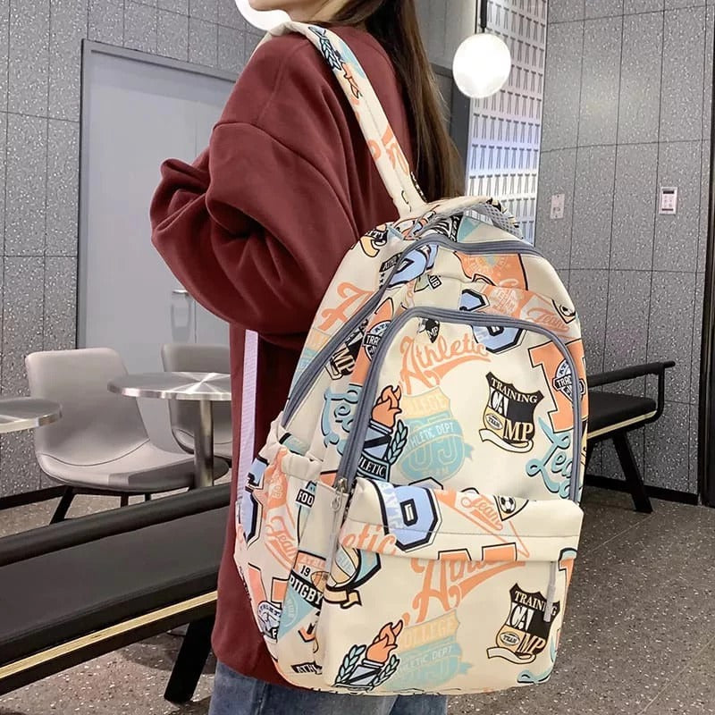 Street Art Graffiti Backpack for Teens Students - image 4